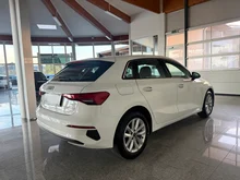 Audi A3 Sportback 30 TFSI in weiß