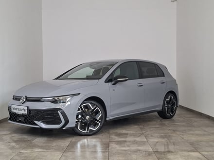 VW Golf Sport mHEV TSI DSG