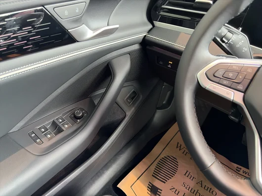 Bild eines VW Passat Variant Elegance eTSI DSG