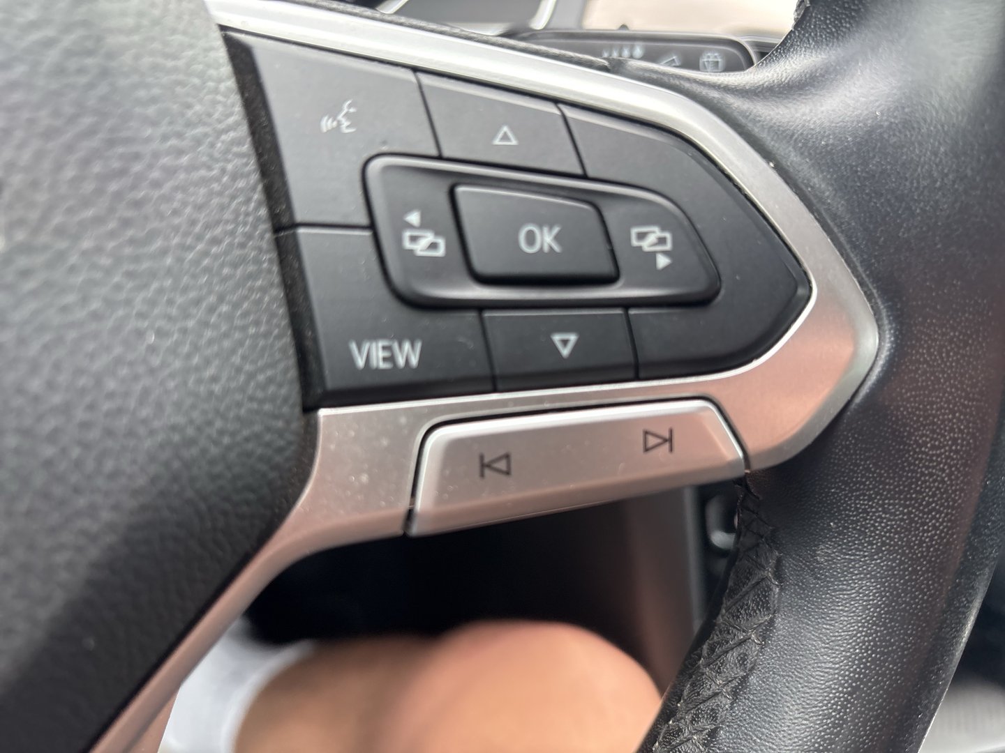 VW Passat Variant Elegance TDI | Bild 14 von 23