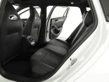 VW Passat Variant Sport TDI DSG in Pure White
