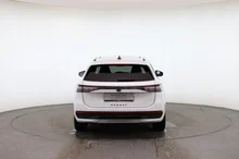 VW Passat Variant Sport TDI DSG in Pure White