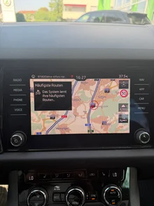 Thumbnail-Foto von Fahrzeug