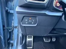 CUPRA Formentor e-HYBRID 204 PS DSG in Fjord-Blau