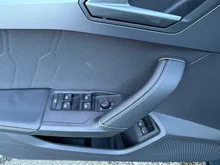 CUPRA Formentor e-HYBRID 204 PS DSG in Fjord-Blau