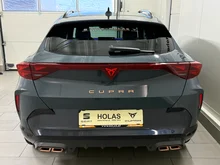 CUPRA Formentor e-HYBRID 204 PS DSG in Fjord-Blau