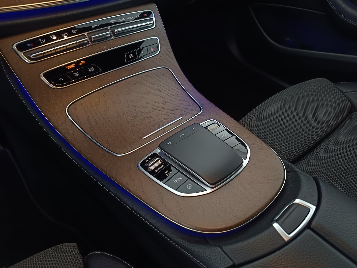 Mercedes E 220 d Aut. | Bild 33 von 38