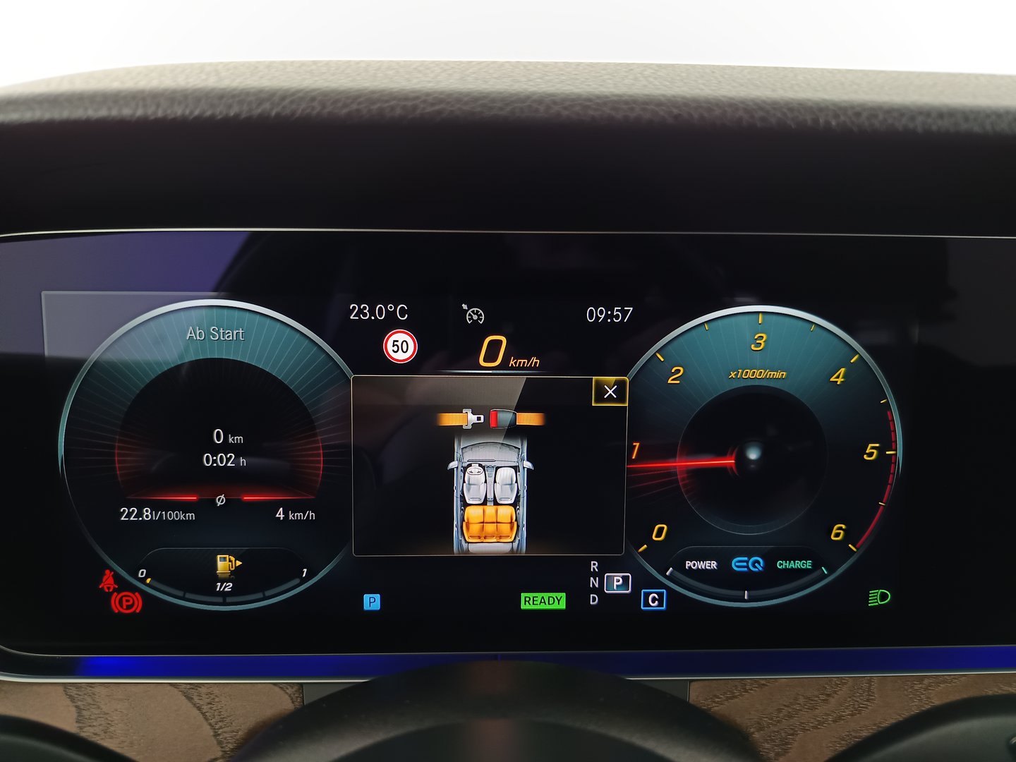 Mercedes E 220 d Aut. | Bild 16 von 38