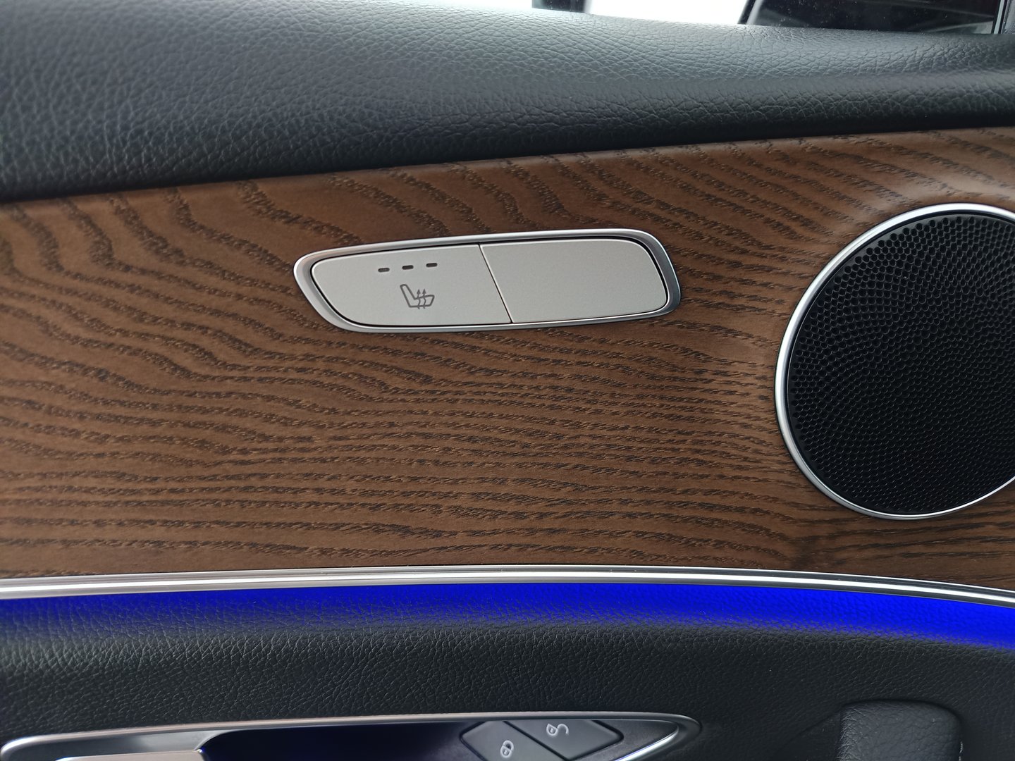 Mercedes E 220 d Aut. | Bild 12 von 38