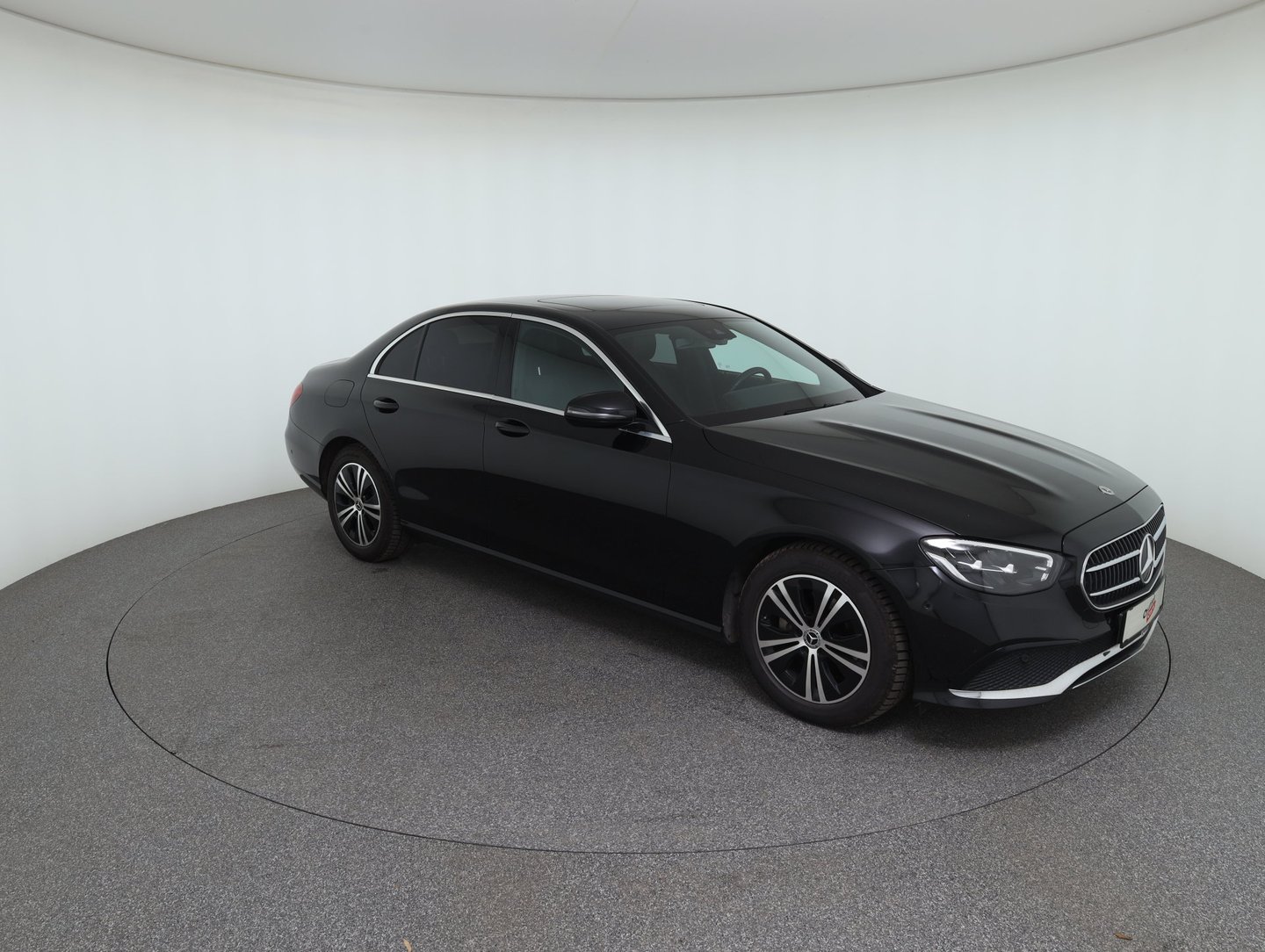 Mercedes E 220 d Aut. | Bild 3 von 38