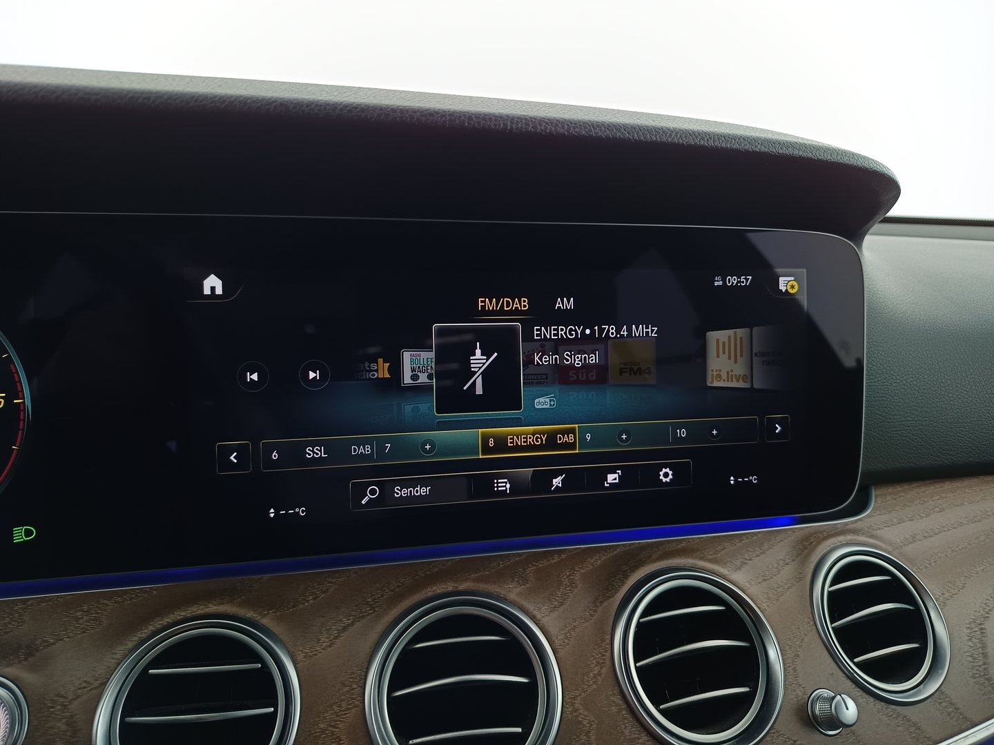 Mercedes E 220 d Aut. | Bild 19 von 38