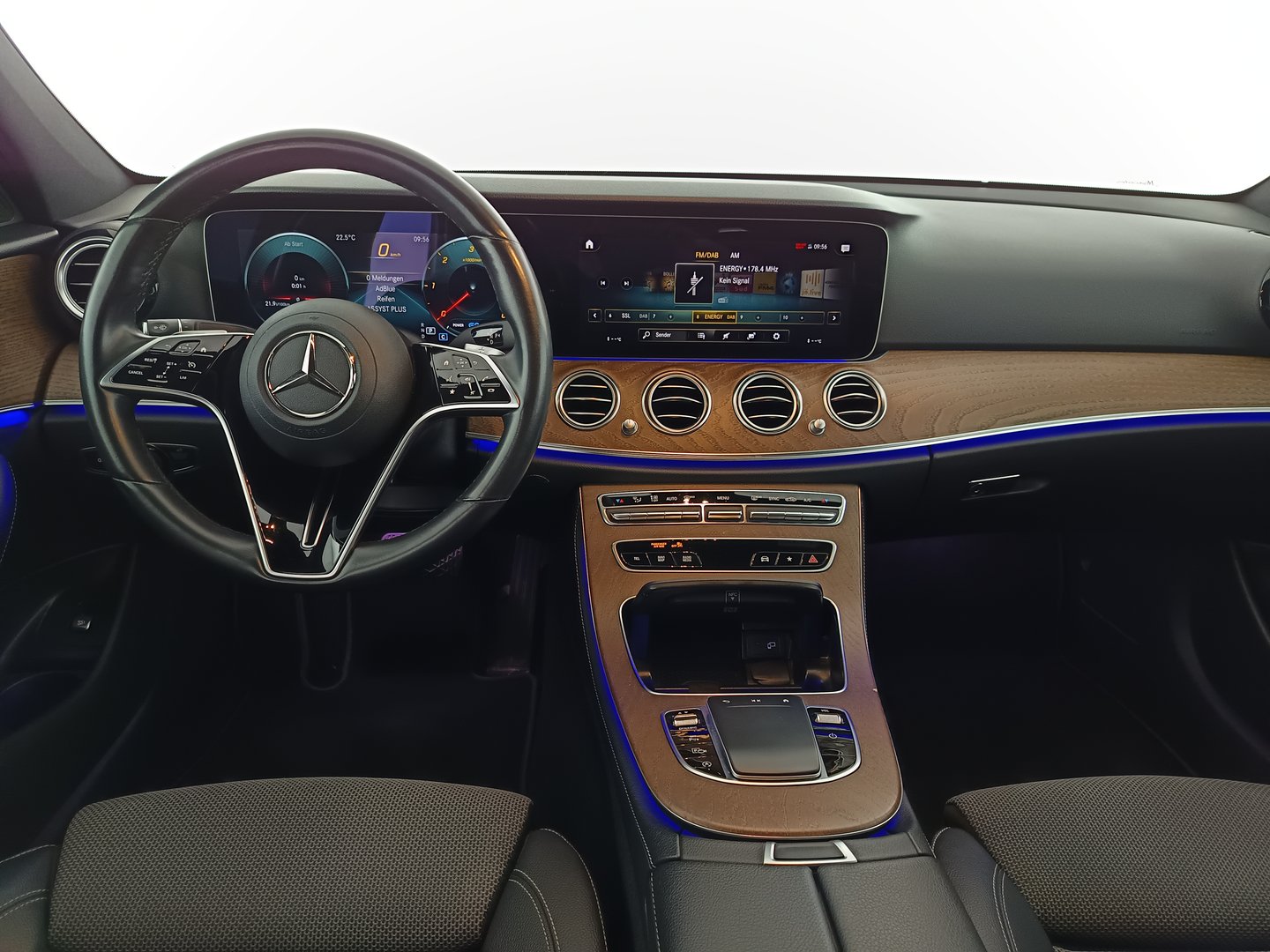 Mercedes E 220 d Aut. | Bild 15 von 38