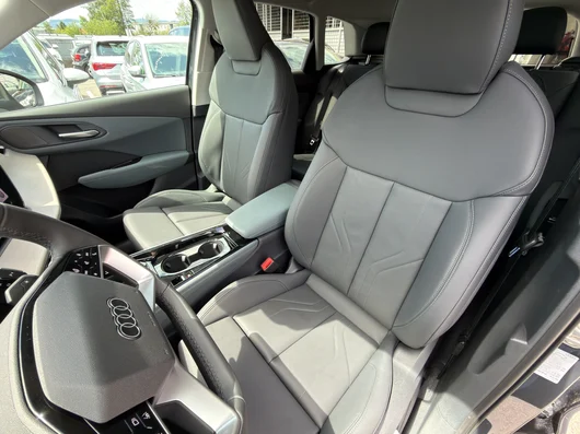 Bild eines Audi Q3 TFSI quattro 150 kW  intense