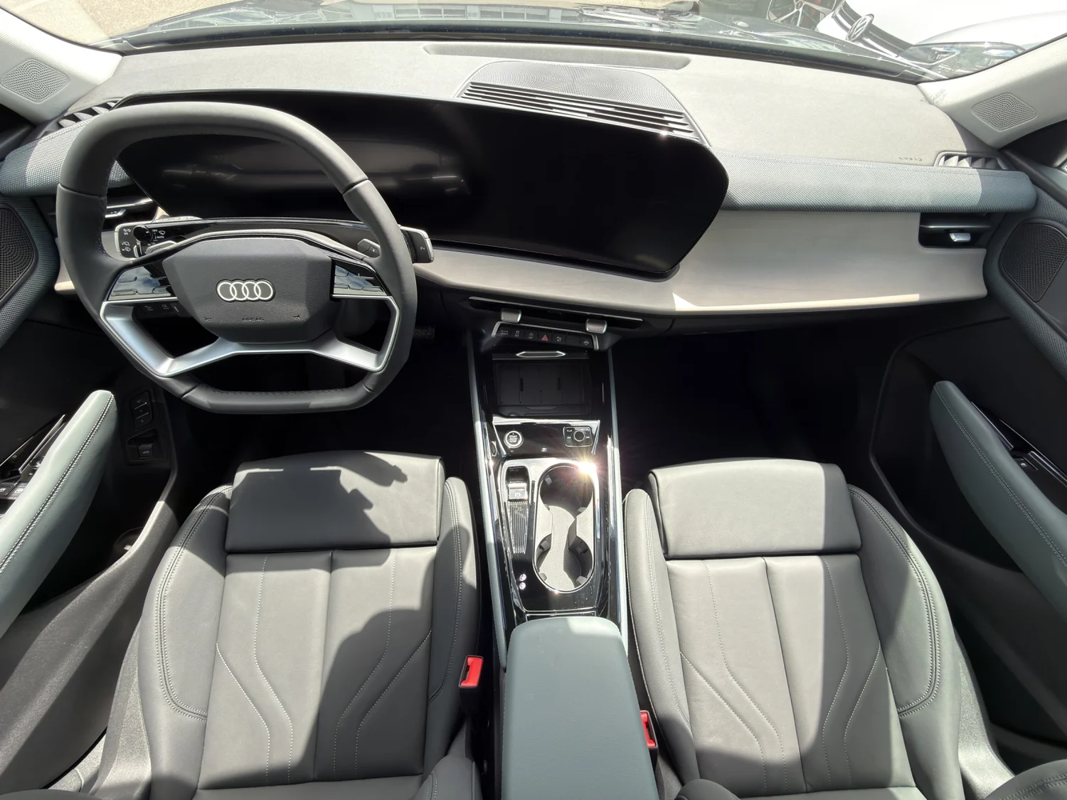Bild eines Audi Q3 TFSI quattro 150 kW  intense