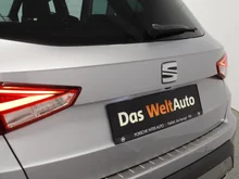 SEAT Arona FR EcoTSI DSG in Florett-Silber Metallic Dach Nacht-Schwa
