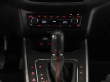 SEAT Arona FR EcoTSI DSG in Florett-Silber Metallic Dach Nacht-Schwa