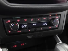 SEAT Arona FR EcoTSI DSG in Florett-Silber Metallic Dach Nacht-Schwa