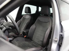 SEAT Arona FR EcoTSI DSG in Florett-Silber Metallic Dach Nacht-Schwa