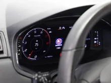 SEAT Arona FR EcoTSI DSG in Florett-Silber Metallic Dach Nacht-Schwa