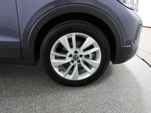 VW T-Cross Friends TSI in Rauchgrau Metallic