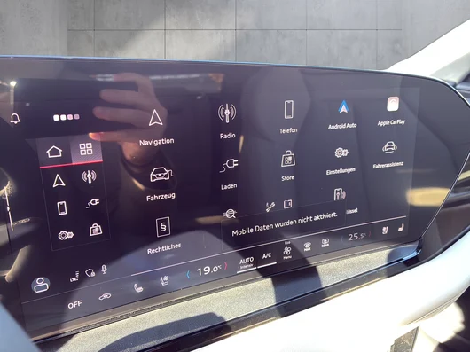 Bild eines Audi Q6 e-tron quattro