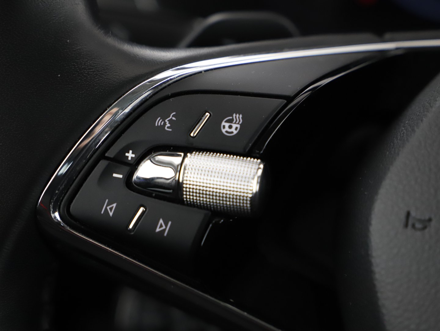 Škoda OCTAVIA Combi Ambition TDI DSG | Bild 17 von 32