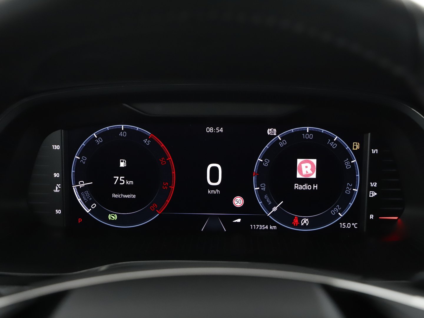 Škoda OCTAVIA Combi Ambition TDI DSG | Bild 15 von 32