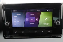 SEAT Arona Reference Edition 1.0 TSI in Candy-Weiß