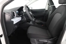 SEAT Arona Reference Edition 1.0 TSI in Candy-Weiß