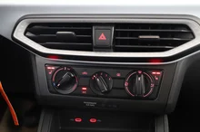 SEAT Arona Reference Edition 1.0 TSI in Candy-Weiß