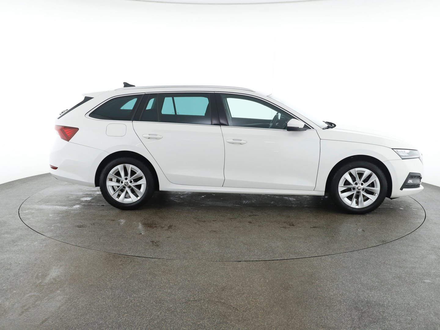 Škoda OCTAVIA Combi Style TDI DSG | Bild 4 von 27
