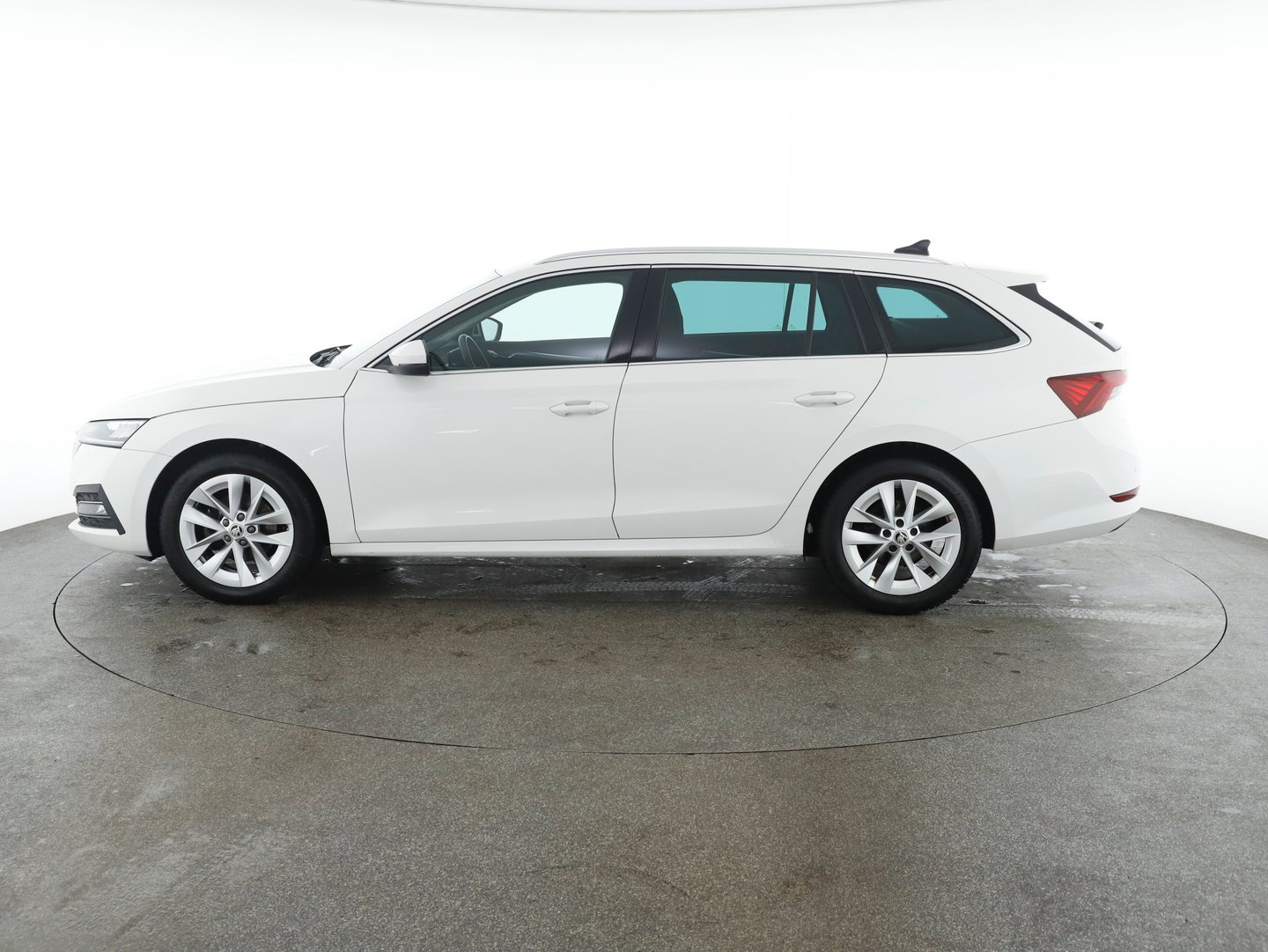 Škoda OCTAVIA Combi Style TDI DSG | Bild 8 von 27