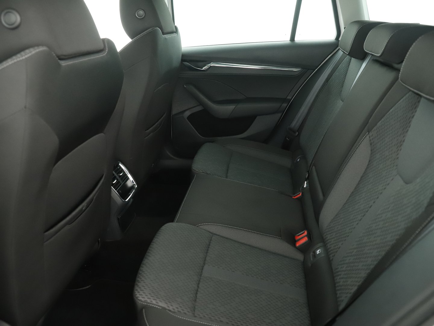 Škoda OCTAVIA Combi Style TDI DSG | Bild 18 von 20