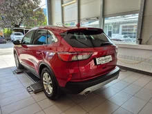 Ford Kuga 2,0 EcoBlue AWD Titanium Aut. in mittelrot - metallic