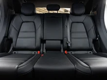 Porsche Cayenne S E-Hybrid Black Edition in dolomitsilbermetallic