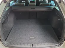 Škoda Octavia Combi RS in Stahl-Grau