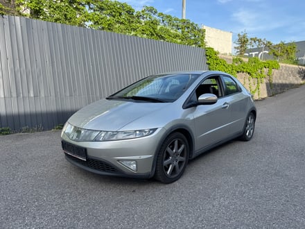 Honda Civic 1,8 i-VTEC Sport i-SHIFT