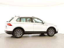 VW Tiguan Life TSI DSG in Reflexsilber Metallic