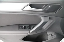 VW Tiguan Life TSI DSG in Reflexsilber Metallic