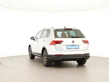 VW Tiguan Life TSI DSG in Reflexsilber Metallic