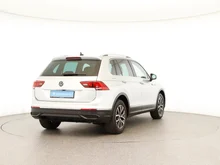 VW Tiguan Life TSI DSG in Reflexsilber Metallic