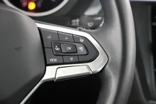 VW Tiguan Life TSI DSG in Reflexsilber Metallic