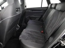 Škoda Enyaq Sportline 80x in SCHWARZ-MAGIC PERLEFFEKT