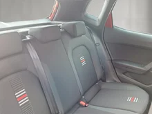 SEAT Arona FR EcoTSI DSG in Desire-Red Metallic Nacht-Schwarz