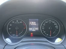Audi A3 Sportback 40 TFSI quattro in brillantschwarz Klar