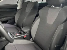 Škoda Octavia Combi Selection TDI DSG in Graphit-Grau Metallic