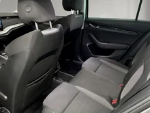 Škoda Octavia Combi Selection TDI DSG in Graphit-Grau Metallic