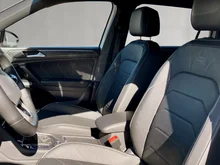 VW Tiguan Allspace R-Line TDI 4MOTION DSG in PURE WHITE