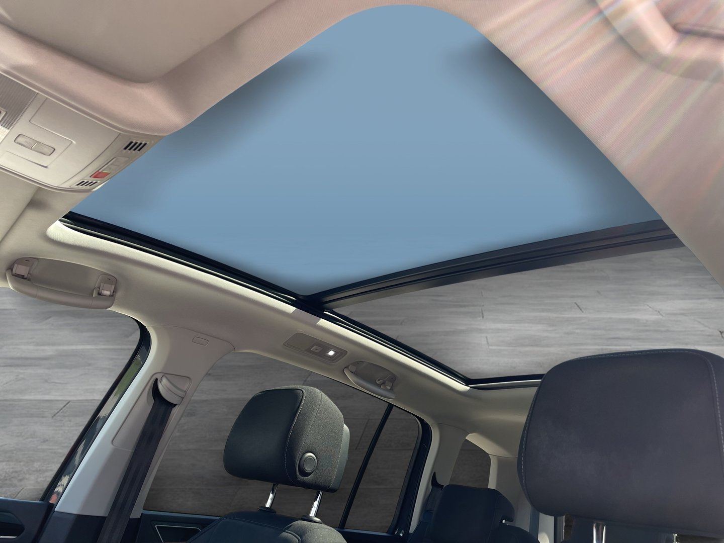 VW Touran Highline TSI DSG | Bild 27 von 29