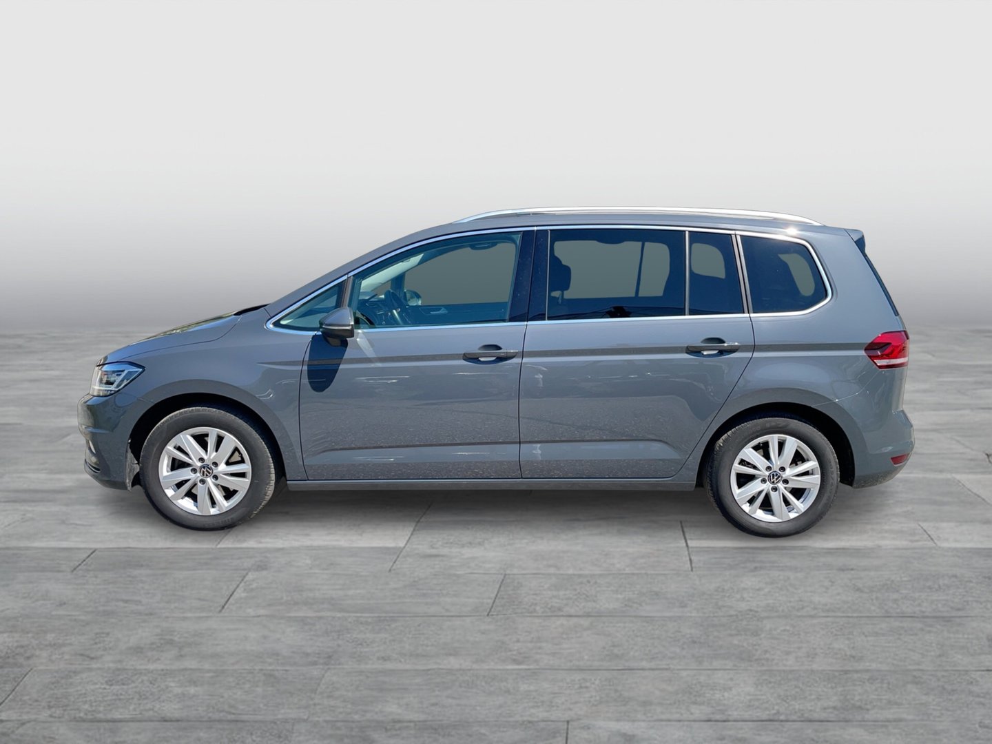 VW Touran Highline TSI DSG | Bild 2 von 29